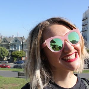 Meet your Posher, Kasandra